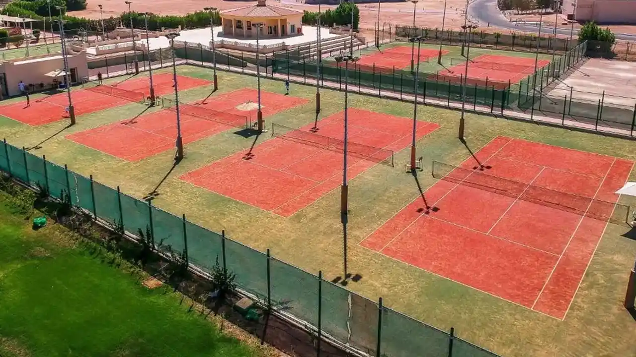 الفندق كليوباترا لوكشورى ريزورت - مكادي باي